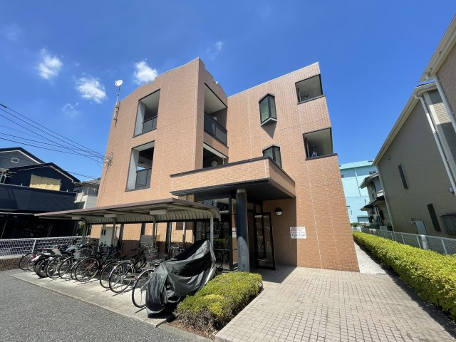 エスポワール参番館のエントランス