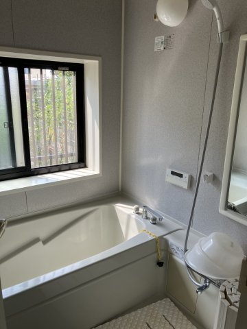 広沢３丁目中古戸建の浴室