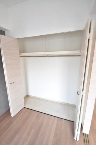 大阪市城東区今福西１丁目の賃貸マンションの収納