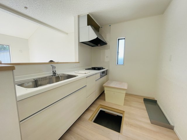 【キッチン】 | 美里町小茂田第２　クレイドルガーデン　新築戸建　　全2棟　　２号棟