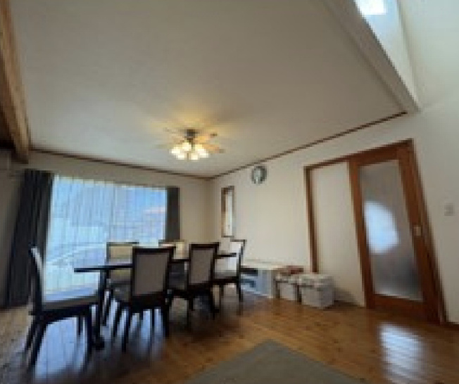 【居間・リビング】 | 寄居町大字桜沢　中古戸建