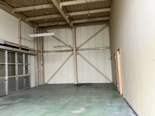 西之島５７－１事務所の駐車場