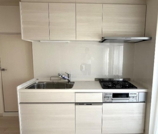 立川羽衣町住宅2号棟のキッチン|キッチンでお料理をお楽しみください