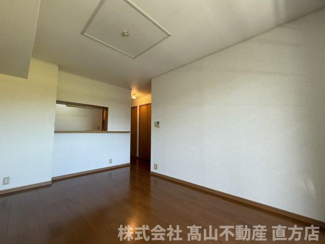 北九州市八幡西区馬場山のアパートの居間・リビング