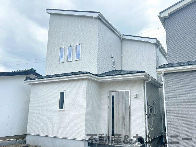 ハートフルタウン北黒田　伊予郡松前町北黒田新築分譲住宅1号棟(全2棟)　の外観|外観も気になるポイント