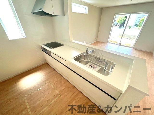 ハートフルタウン北黒田　伊予郡松前町北黒田新築分譲住宅1号棟(全2棟)　のキッチン|お料理しやすいキッチンです