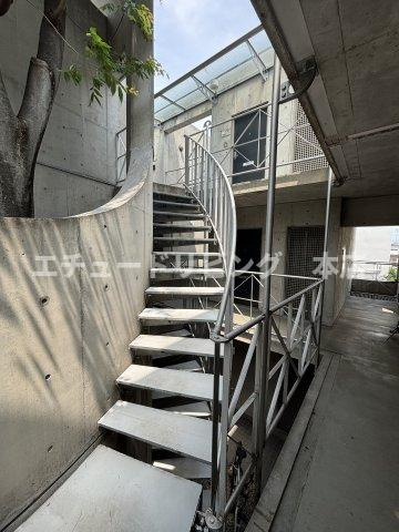 ルソールのエントランス