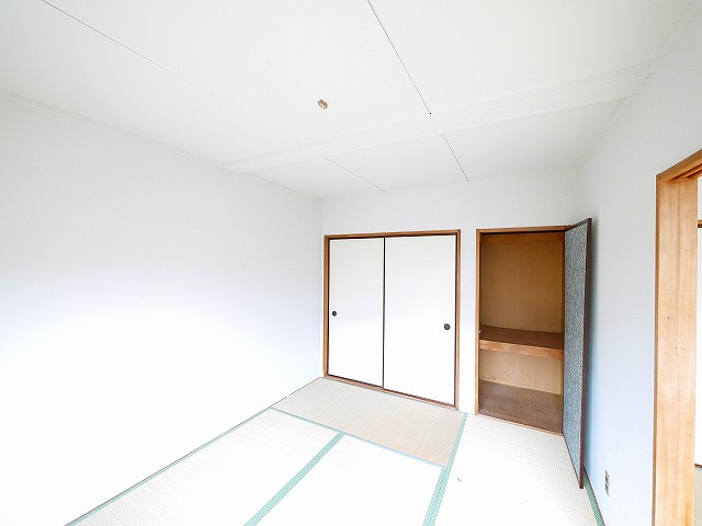 サンハイツ富雄B棟の収納