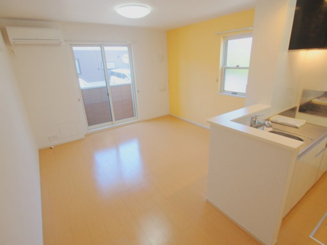 ホクラ・ウバイBの居間・リビング