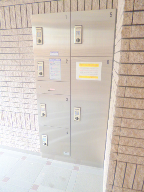 ツインピーク渋谷のその他共用部分|☆不在の荷物の受け取り可能です☆宅配ボックス☆