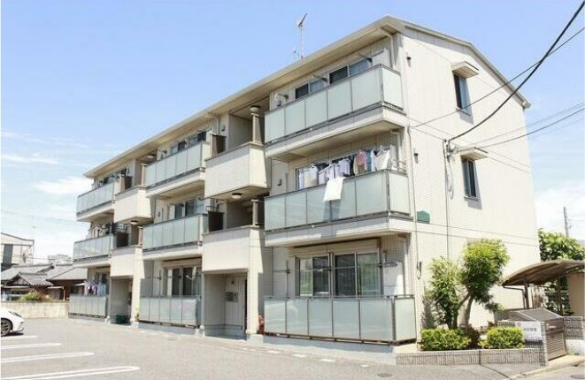 リヴェールガーデンの外観