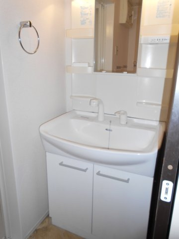 リヴェールガーデンの洗面所