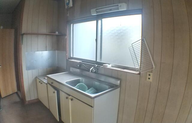 下野市小金井　倉庫のキッチン