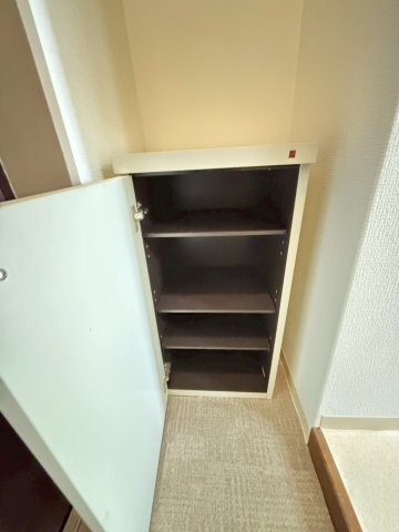 司ハイツの収納