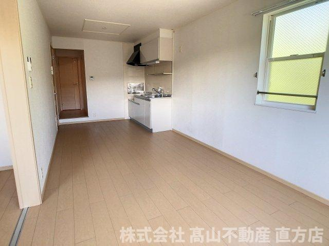 ベル・コリーヌⅡの居間・リビング