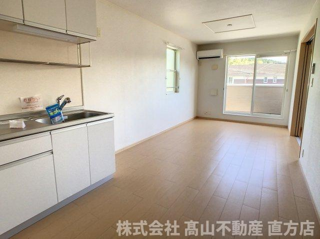 ベル・コリーヌⅡの居間・リビング