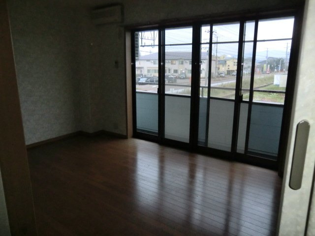 第5コーポヴィラの居間・リビング