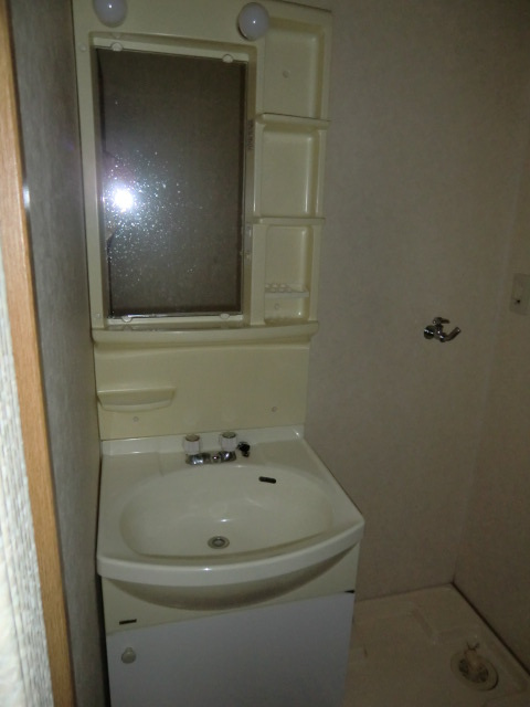 第5コーポヴィラの洗面所