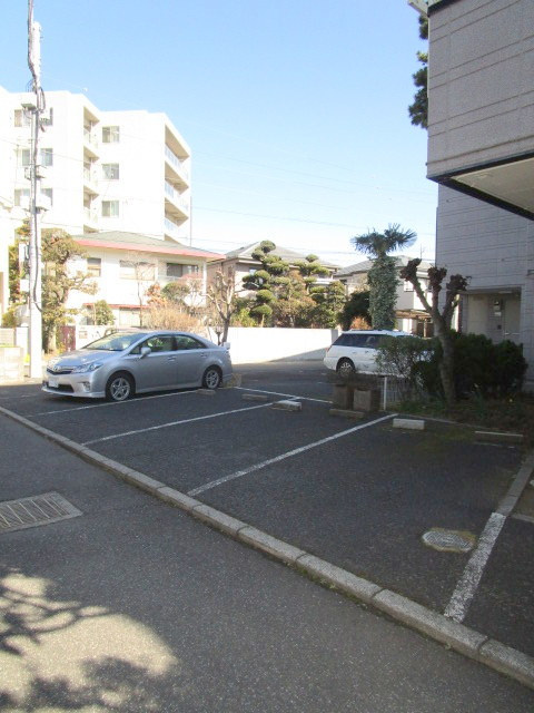 ニューサウスビレッジの駐車場|★駐車場★