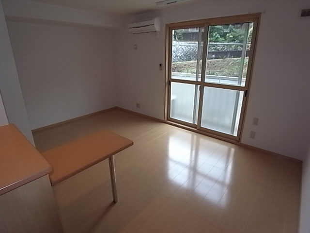 神戸市北区山田町下谷上字芝のアパートの展望