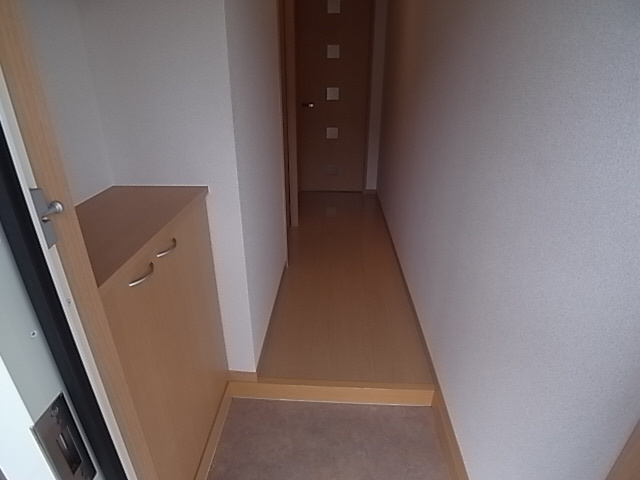 神戸市北区山田町下谷上字芝のアパートの玄関|玄関