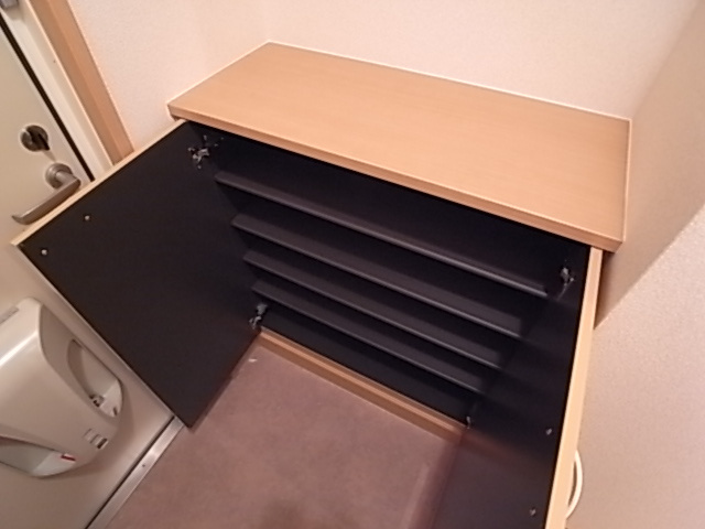 神戸市北区山田町下谷上字芝のアパート