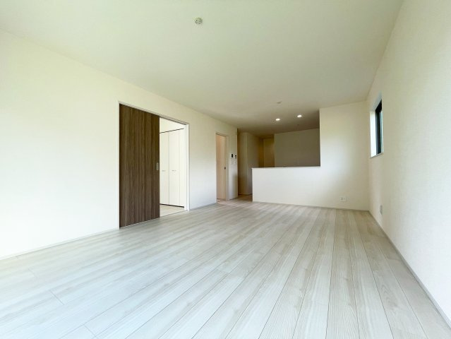 富士宮市大岩４６０番　新築戸建　全2棟　A号棟平屋の居間・リビング