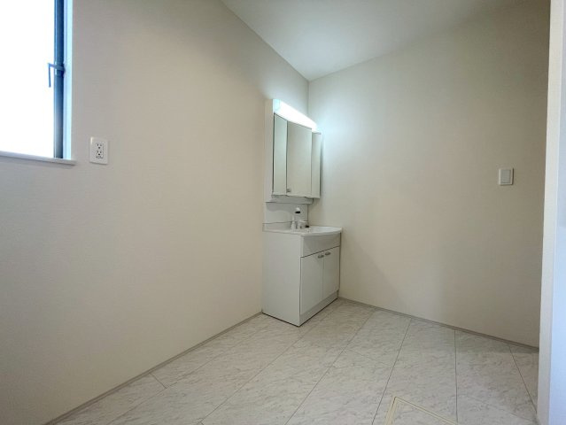 富士宮市大岩４６０番　新築戸建　全2棟　A号棟平屋の脱衣所