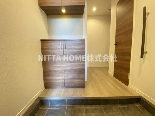 シャーメゾン　カーサ　デ　花音の玄関|玄関も十分なスペースです(^^)/