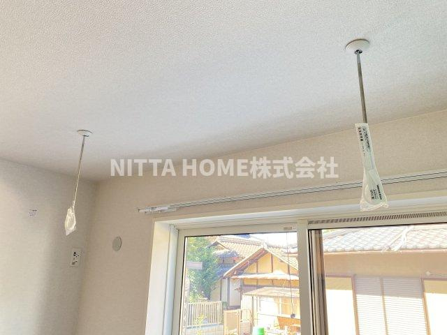 シャーメゾン　カーサ　デ　花音の設備|便利な室内物干しも付いています☆