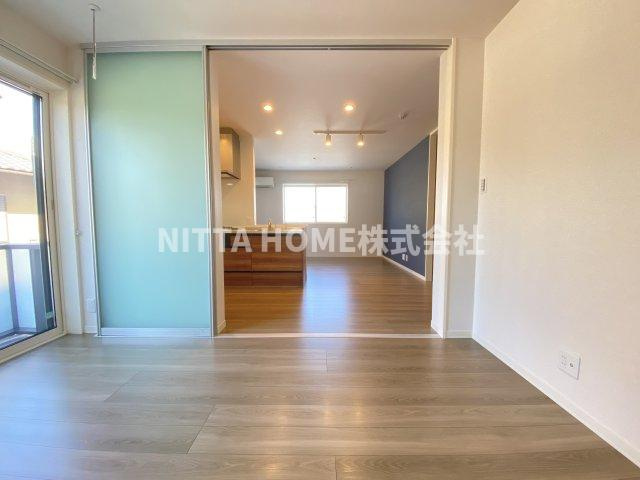 シャーメゾン　カーサ　デ　花音の寝室|キレイなフローリングで使い心地もGOOD(#^^#)