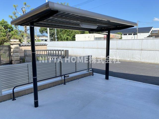 シャーメゾン　カーサ　デ　花音のエントランス|屋根付きの駐輪場は無料です★