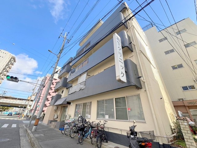 ニューハイツ湊の外観