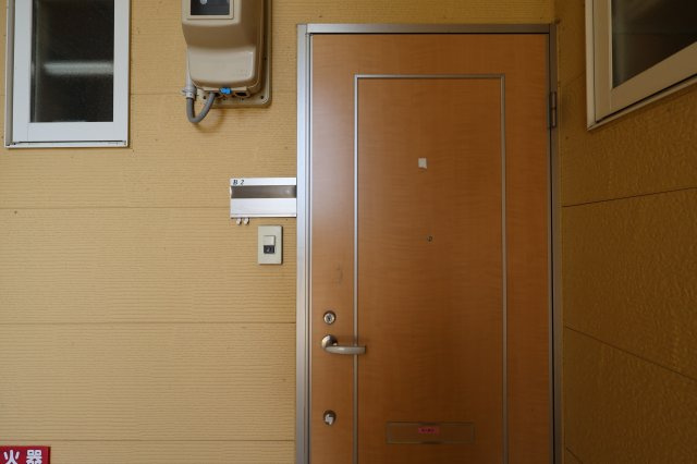 メゾンN　B棟の玄関