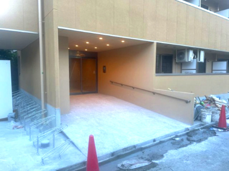 みおつくし城北のロビー