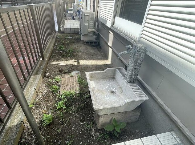 福寿コーポ弐番館 の庭