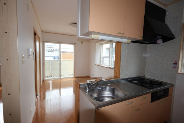 メゾンN B棟の居間・リビング