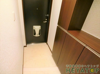 【玄関】 | シューズボックス付き玄関（同仕様写真）