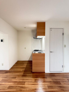 グリーンハイム山口の居間・リビング