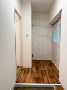 グリーンハイム山口の玄関