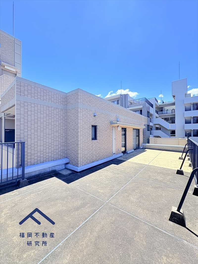 エバーライフ春日公園のバルコニー