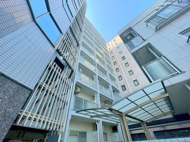ライオンズマンション新大阪の外観