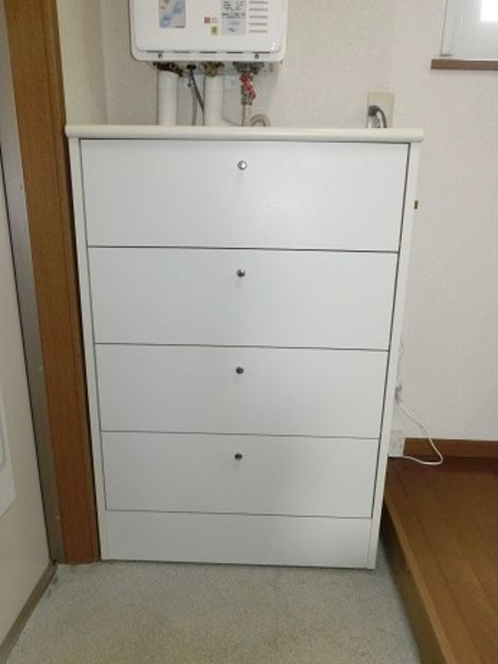 スワンロード・Kの玄関