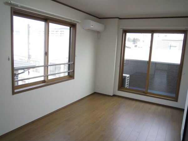 FigaroⅦ(フィガロ7)のエントランス