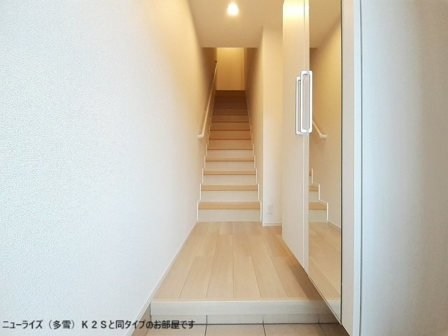 グローティール　Ａの玄関