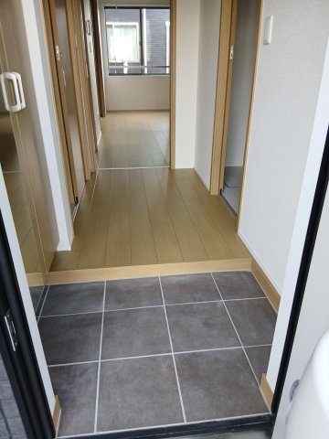 アーバンスタイルIIの玄関
