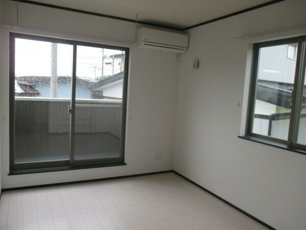 太鷲苑IIの居間・リビング