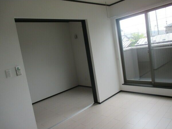 太鷲苑IIの内装