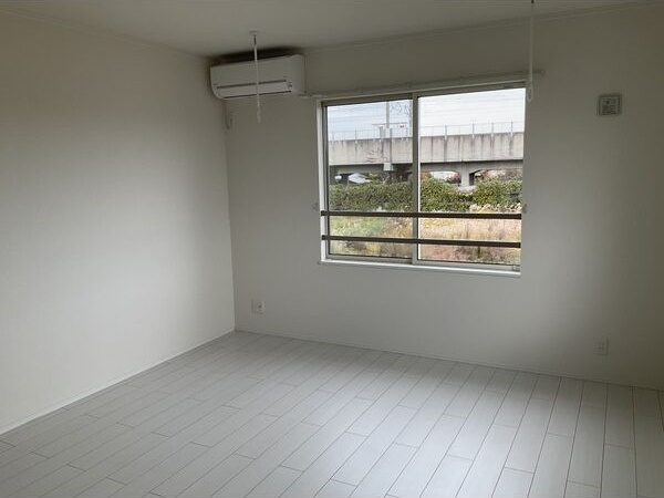 Phoenix(フェニックス)Bの洋室