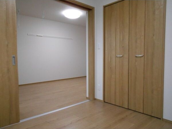 エスペランサIIIの洋室